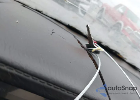 1984 Nissan 300Zx z USA, uszkodzony, nr VIN JN1HZ14SXEX032174